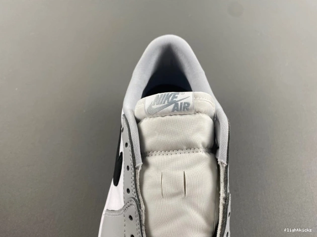 CZ0790-110 Air OG 1 Barons Jordan Low 0817